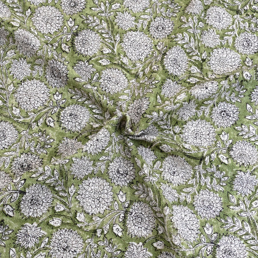 Florals on Light Green | Cotton Yarn Sofa Throw