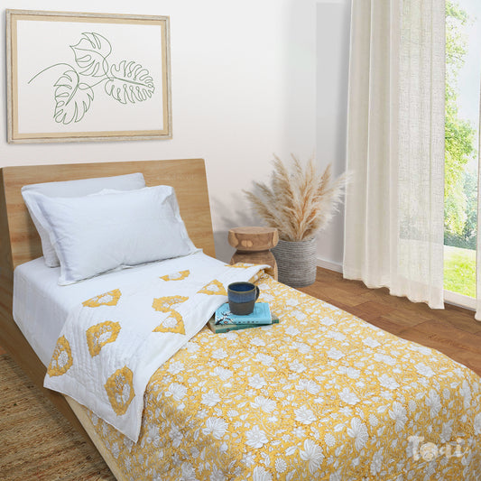 Yellow Kalamkari| 300TC Bedsheet | 2 Pillow Covers | Mulmul Cotton Quilt