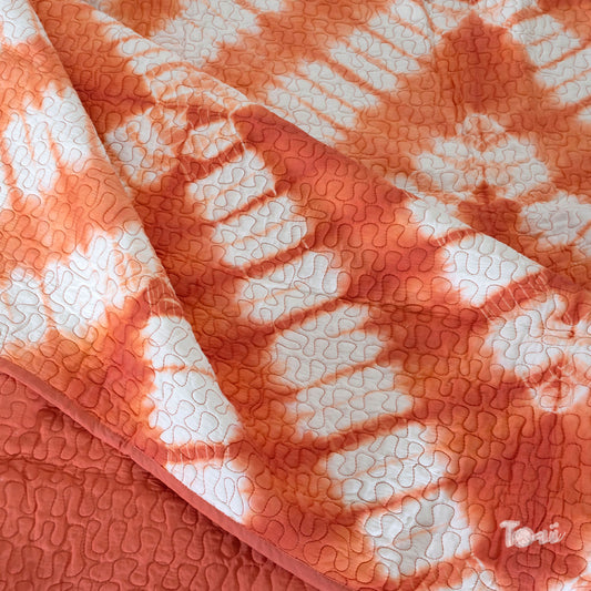 Peach Diamonds| Quilted Bed cover |Shibori, Tie-&-Die|Double Bed- Queen Size| Premium Mulmul Cotton| Organic Cotton Sheet Filling |Complementing pillow covers