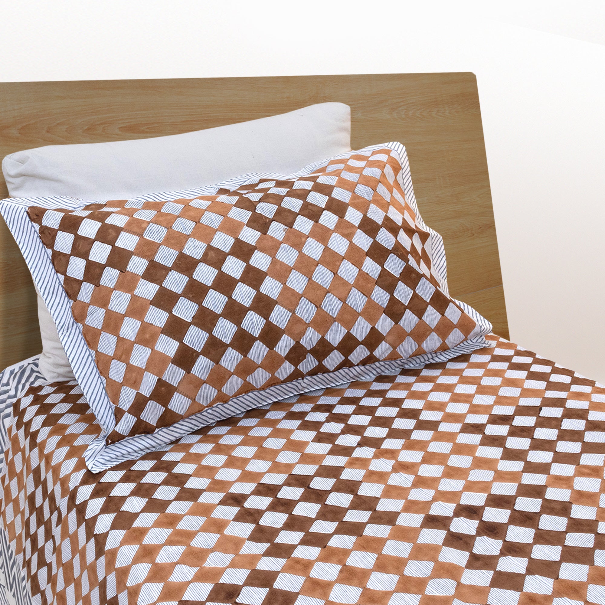 Geometric Square   | Premium Bedsheet