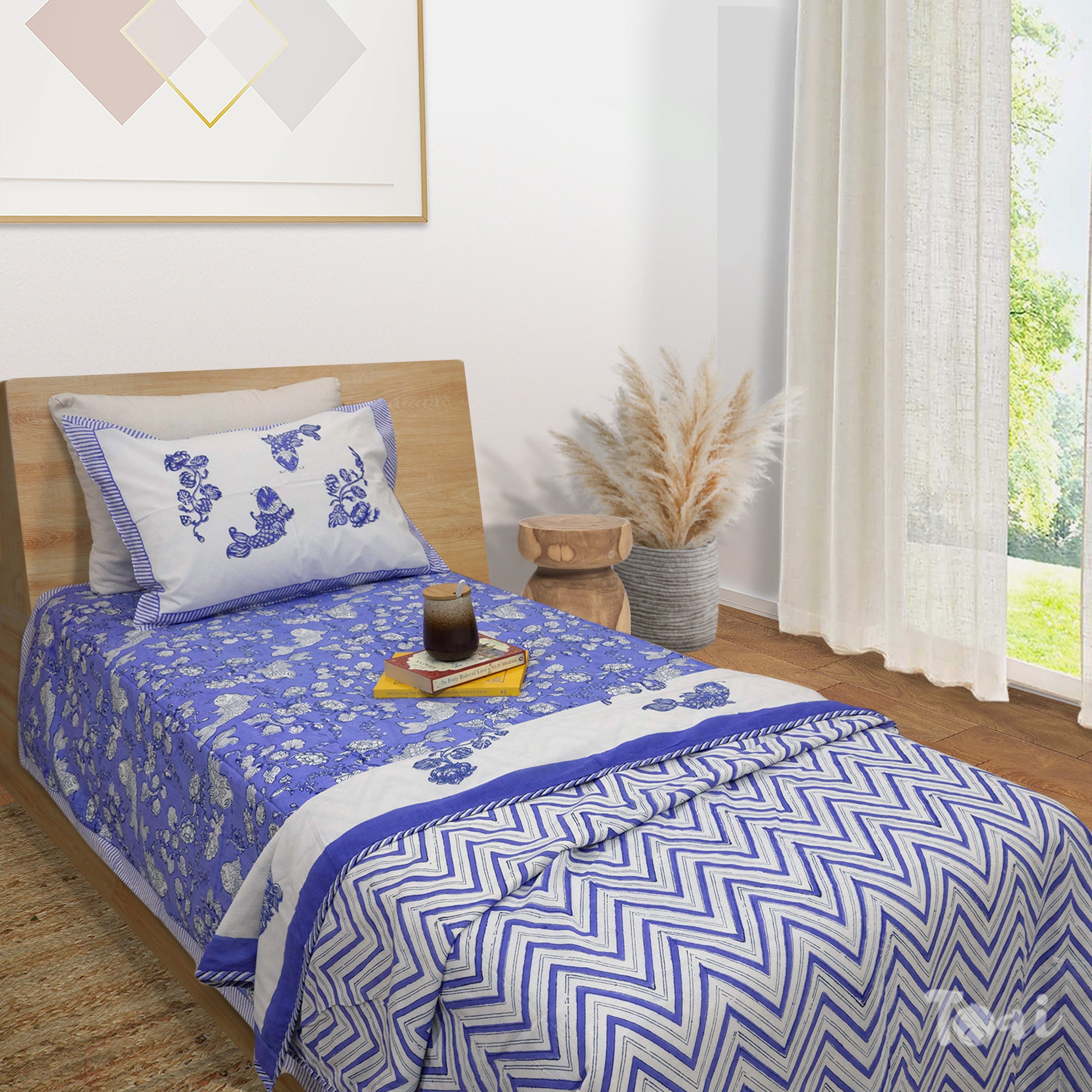 Purple Fish| All- Season Bedding Set | Premium Bedsheet , Pillow Covers, Dohar