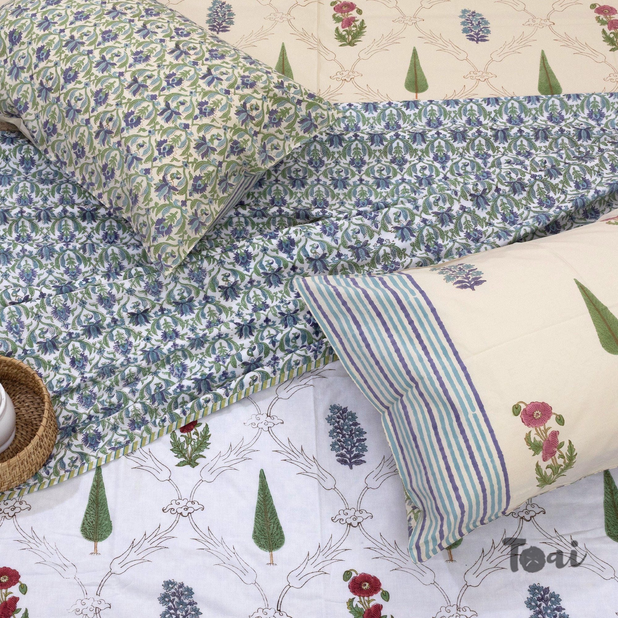 Adil Jaal (Beige Multicolor) | All- Season Bedding Set | Long Staple Fiber Bedsheet , Pillow Covers, Dohar