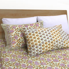 Round Flowers on Green | 300TC Bedsheet | 2 Pillow Covers | Mulmul Cotton Dohar