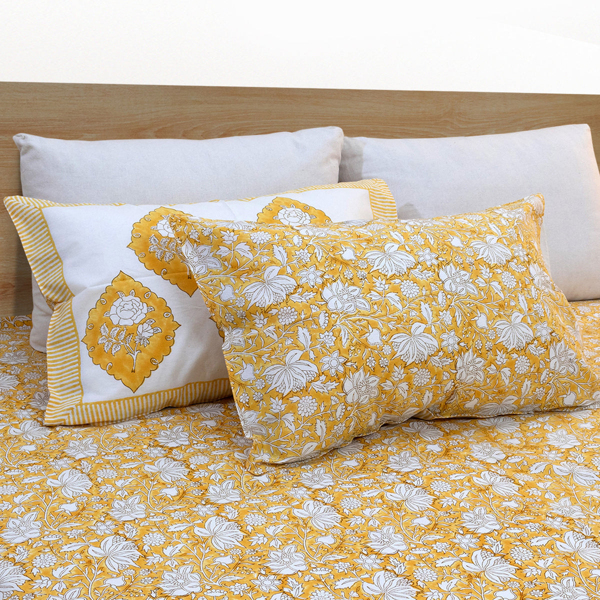 Yellow Kalamkari| Comforter Bedding Set | Premium Bedsheet , Pillow Covers, Quilt / Razai