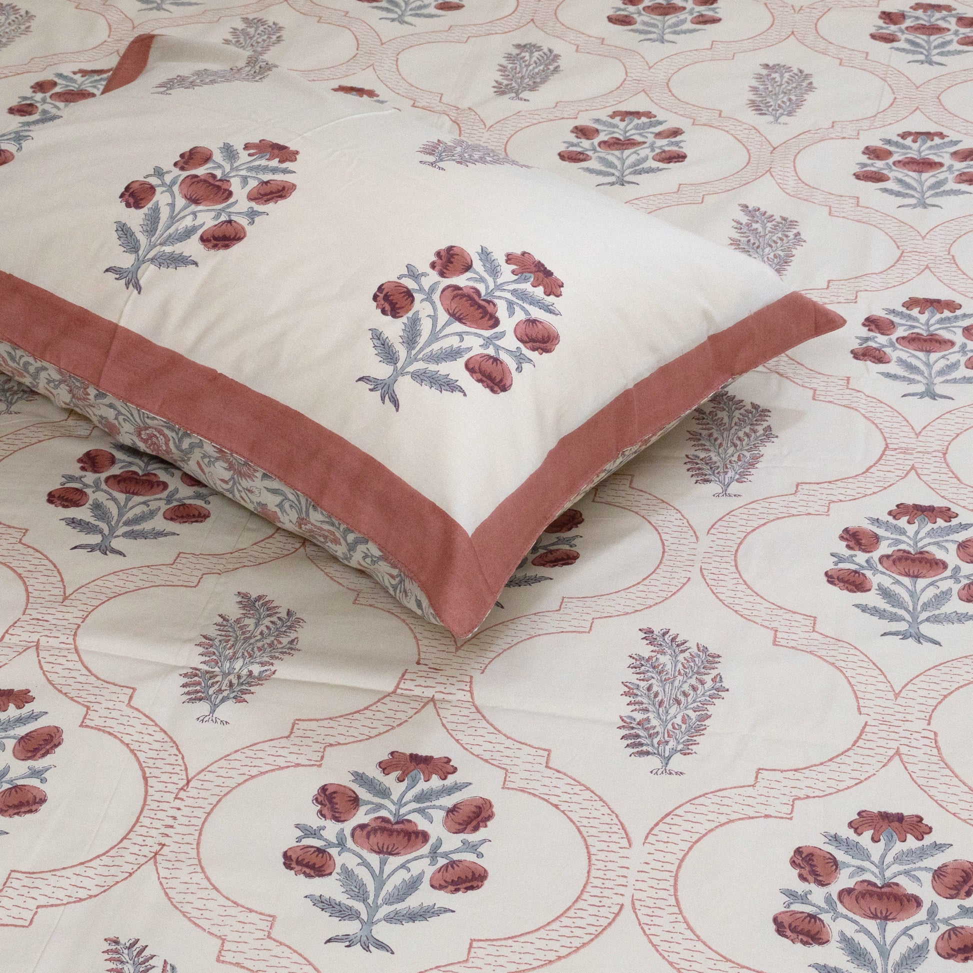 Rust Grey Jaal on Beige  - Single bed bedsheet with pillow covers