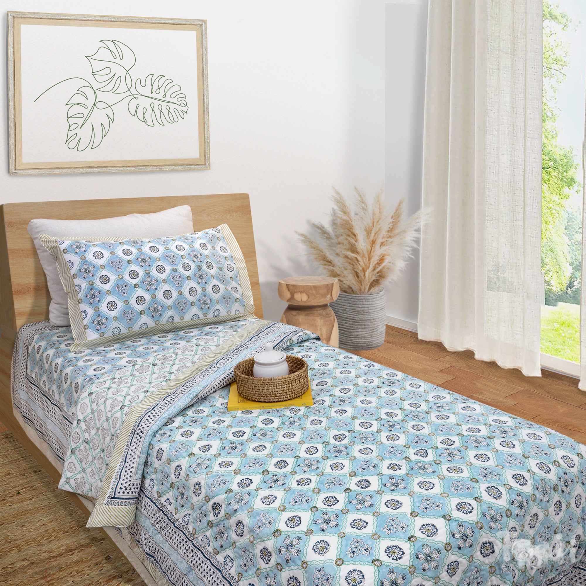 Small Blue Jaal | Comforter Bedding Set | Premium Bedsheet , Pillow Covers, Quilt / Razai