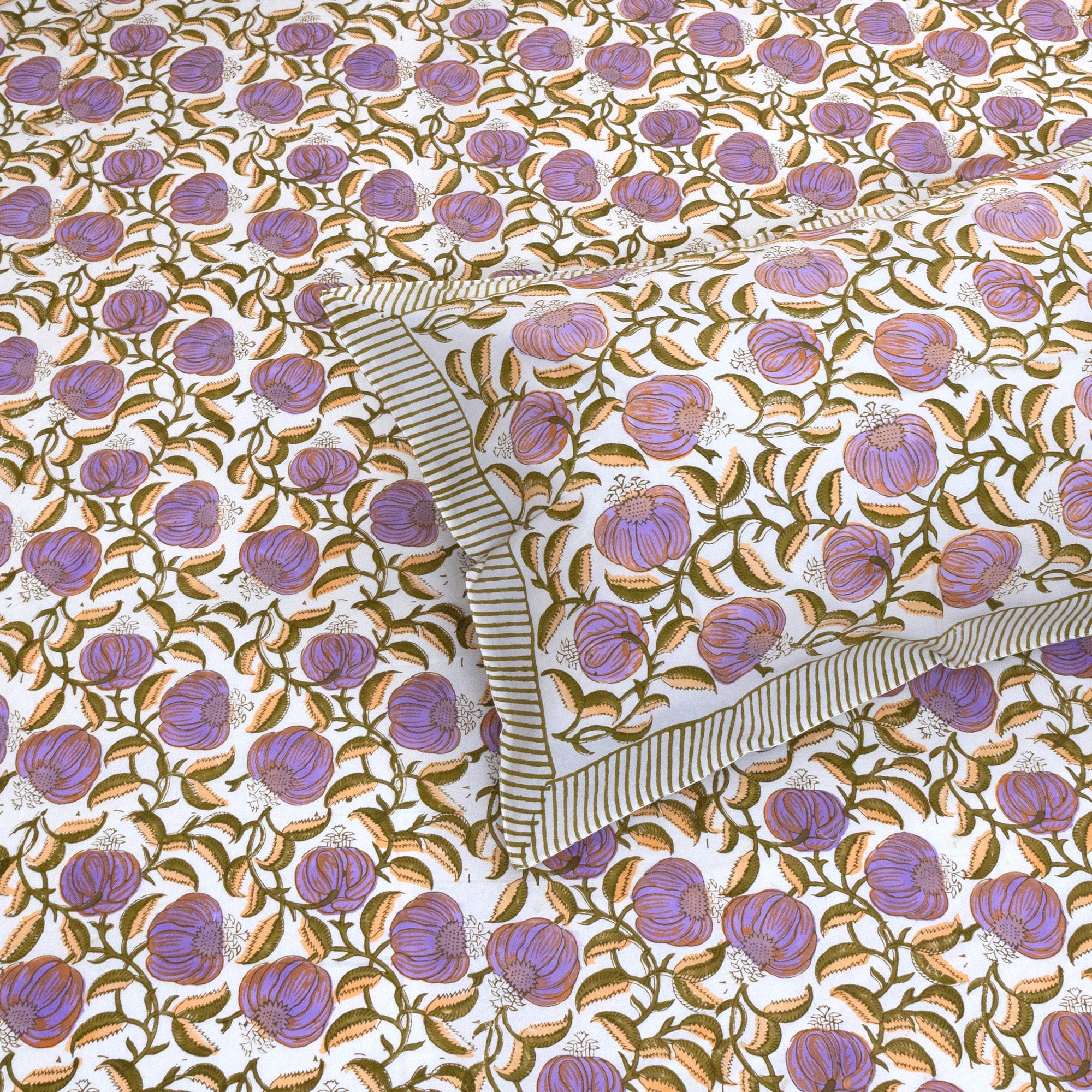 Round Florals On Green | Fine Quality Bedsheet