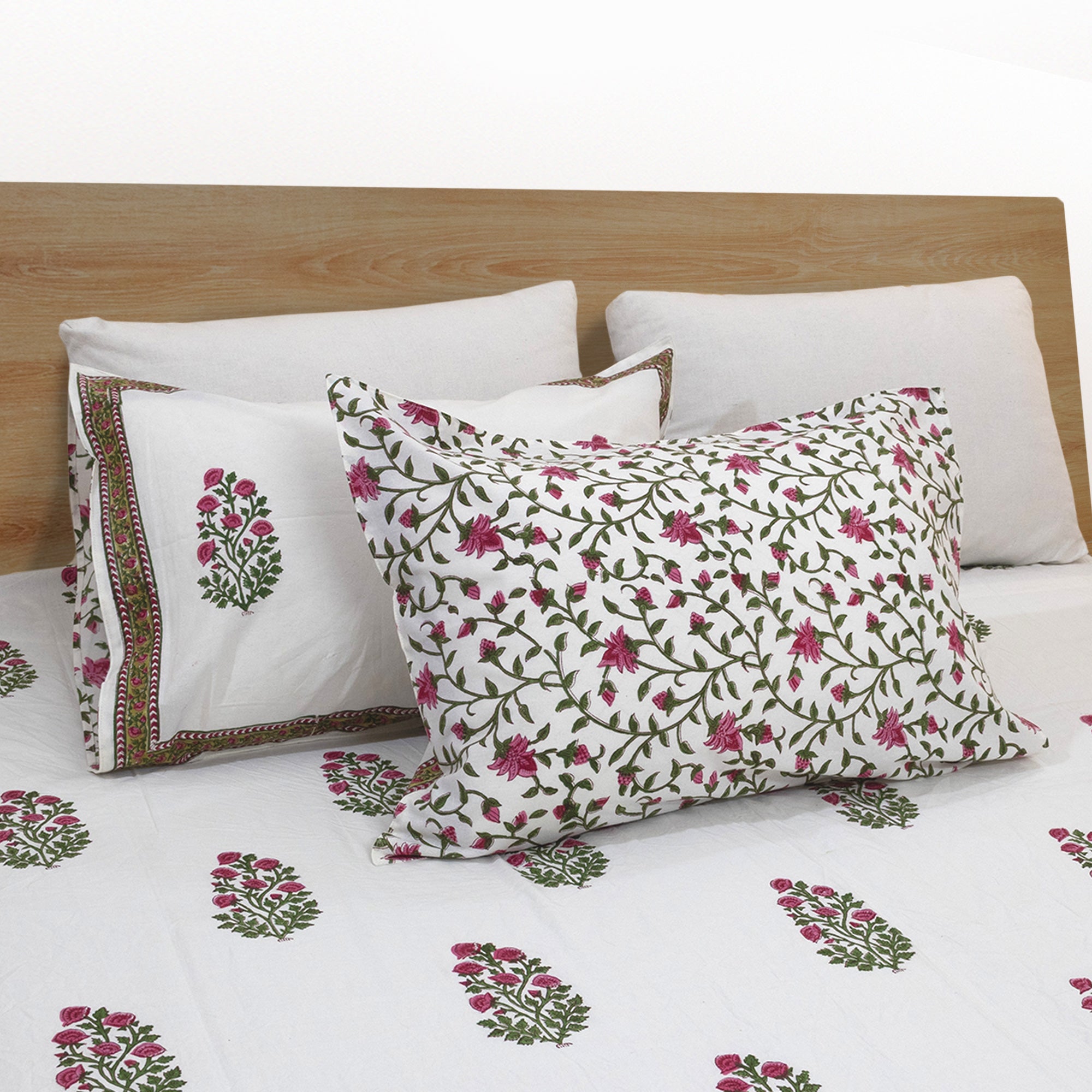 Pink Floral Plants on White  | 210TC Pure Cotton Bedsheet
