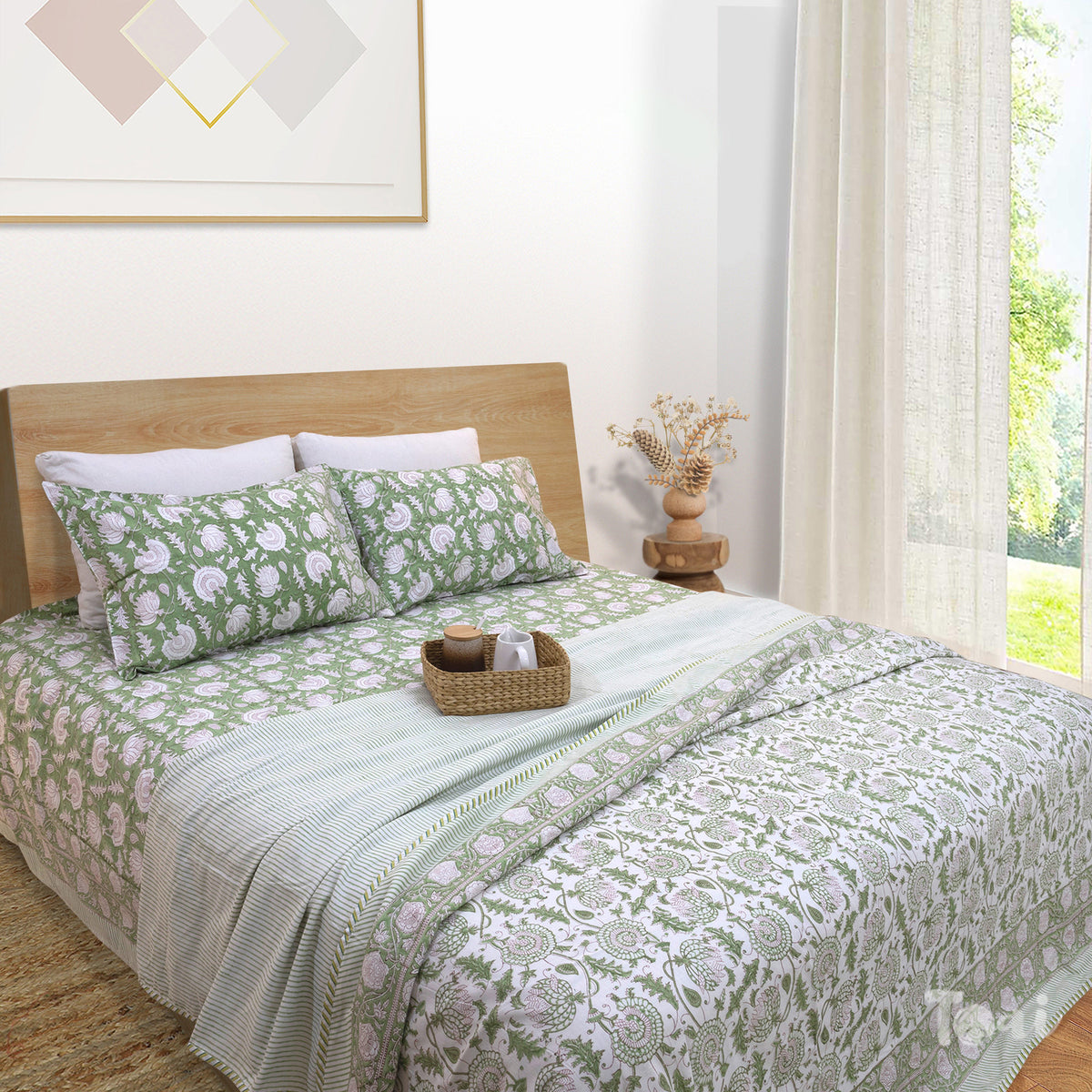 Green Kalamkari| All- Season Bedding Set | Premium Bedsheet , Pillow Covers, Dohar