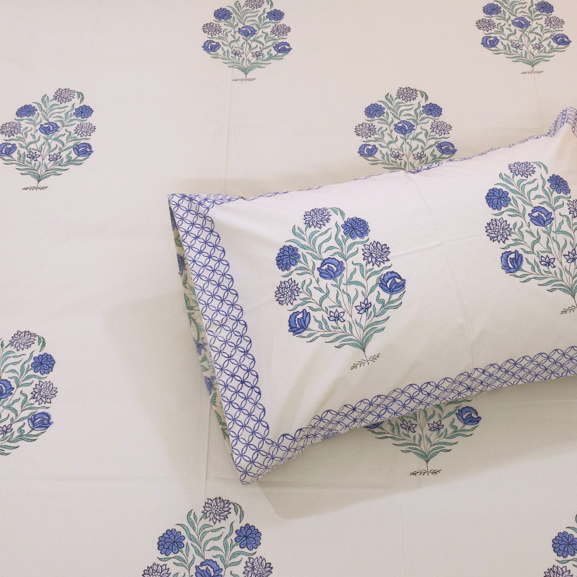 Mughal Motif on Beige| Premium Bedsheet