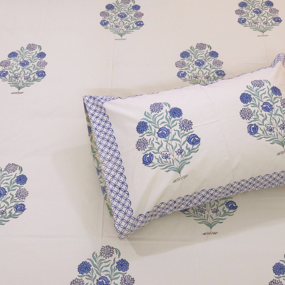 Mughal Motif on Beige| Premium Bedsheet