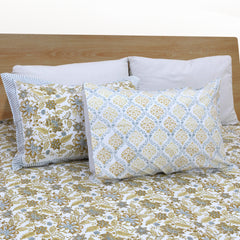 Autumn Leaves | 300TC Bedsheet | 2 Pillow Covers | Mulmul Cotton Quilt