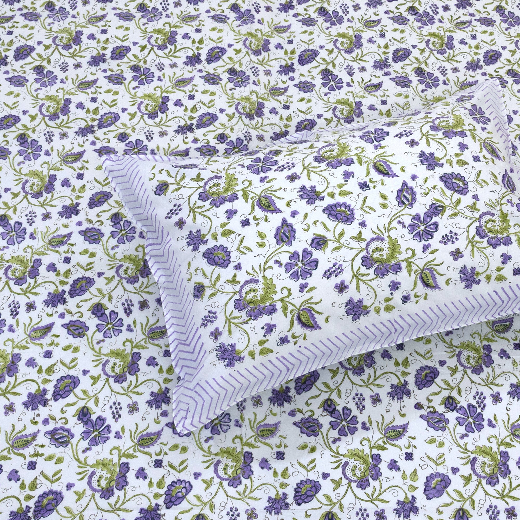 Small Lavender Flowers  |  Fine Quality Bedsheet