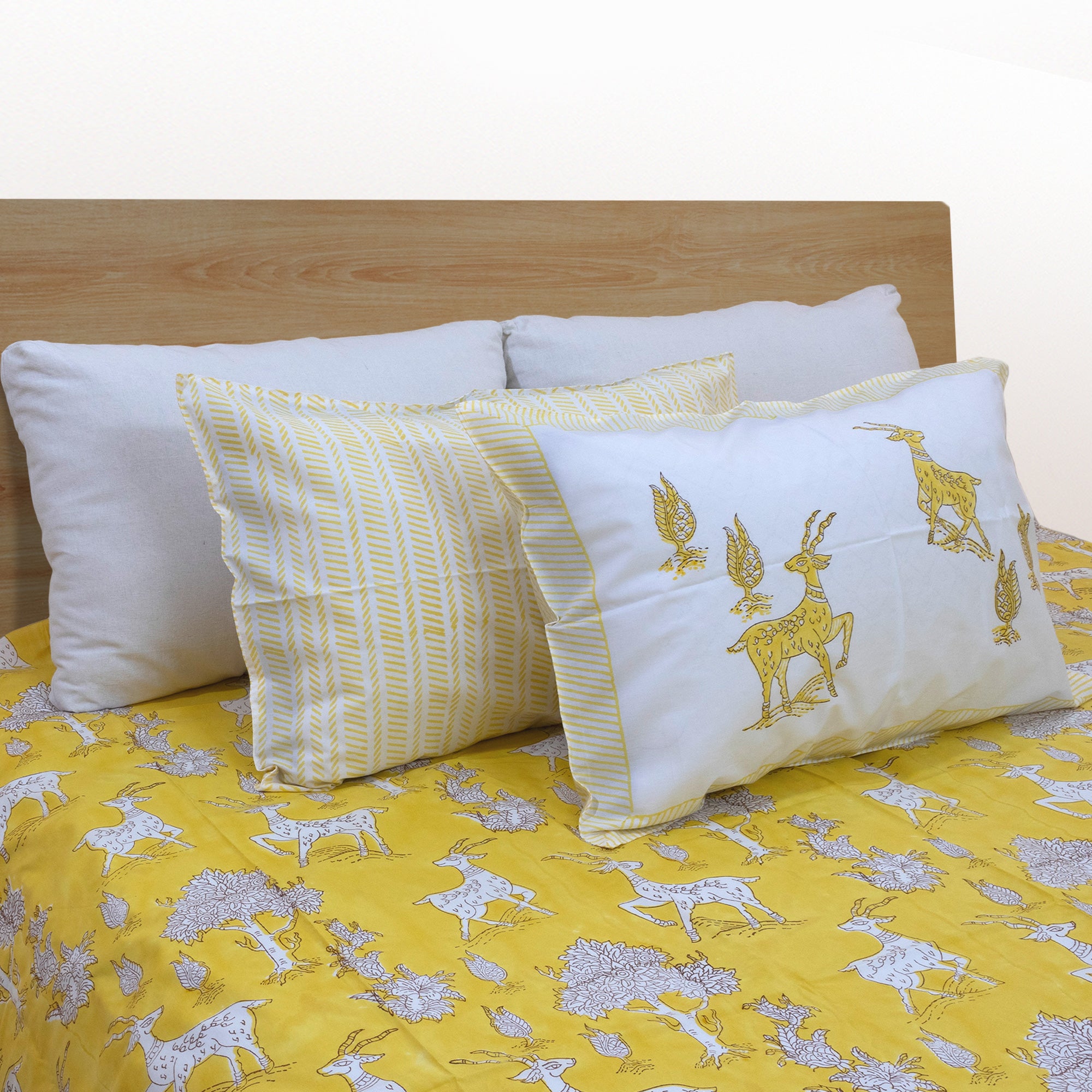 Yellow Deer Kalamkari | Premium Bedsheet