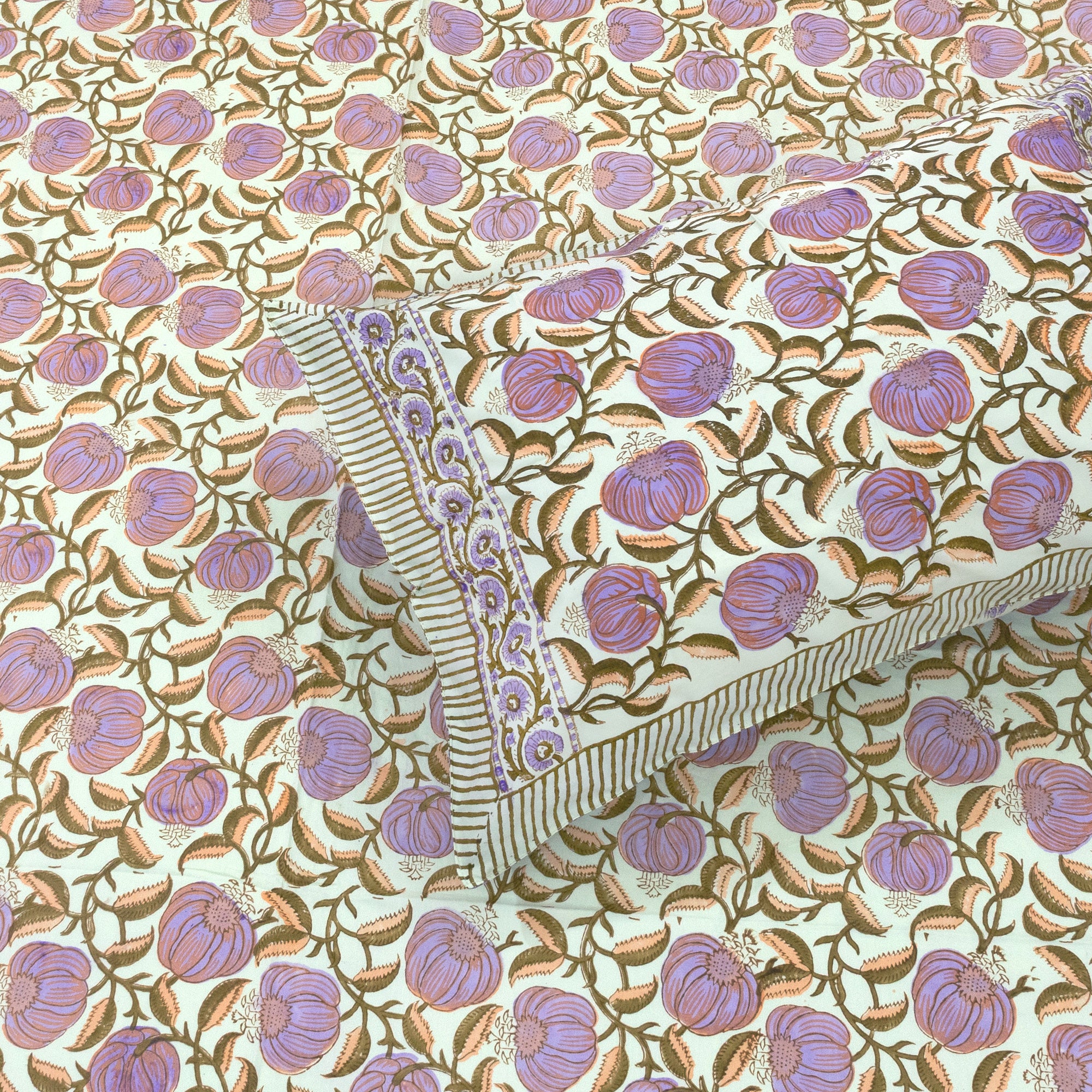 Royal Moments | Premium Bedsheet