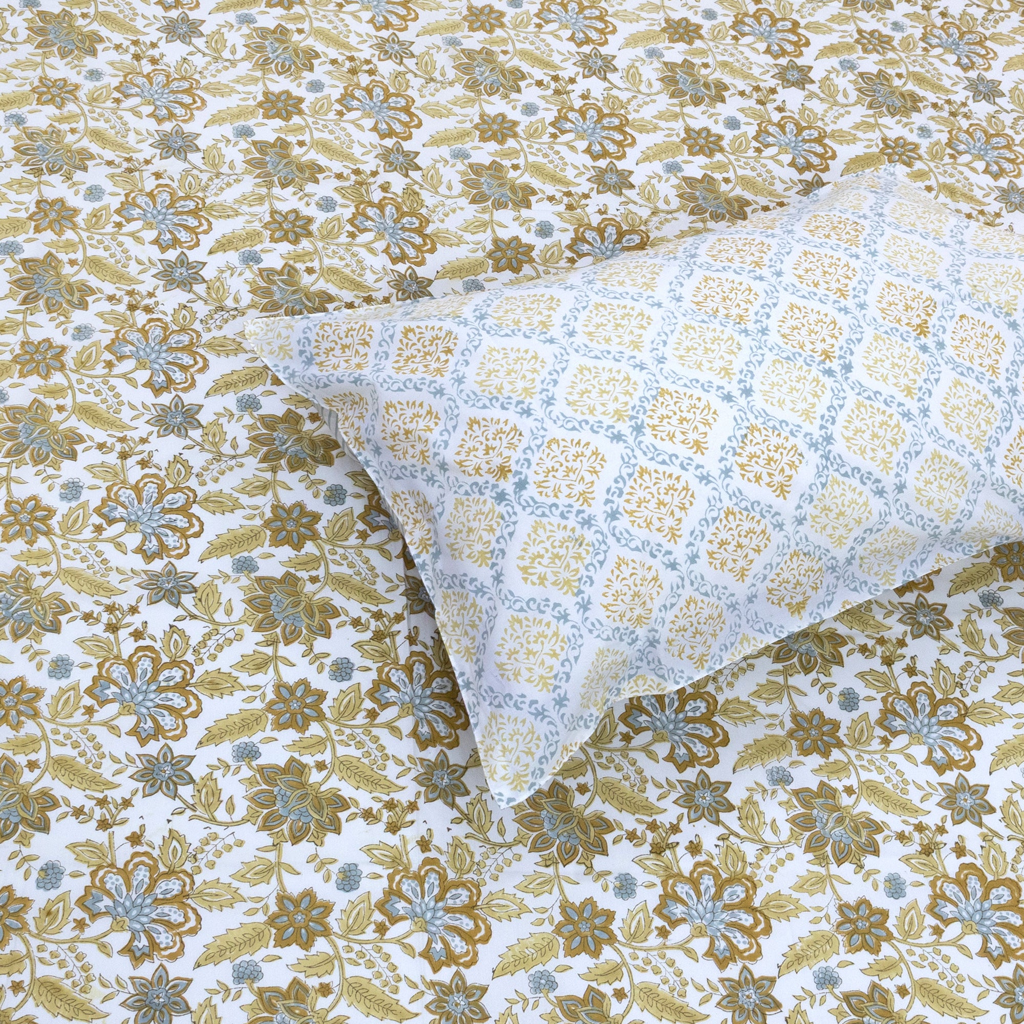 Autumn Leaves | Premium Bedsheet