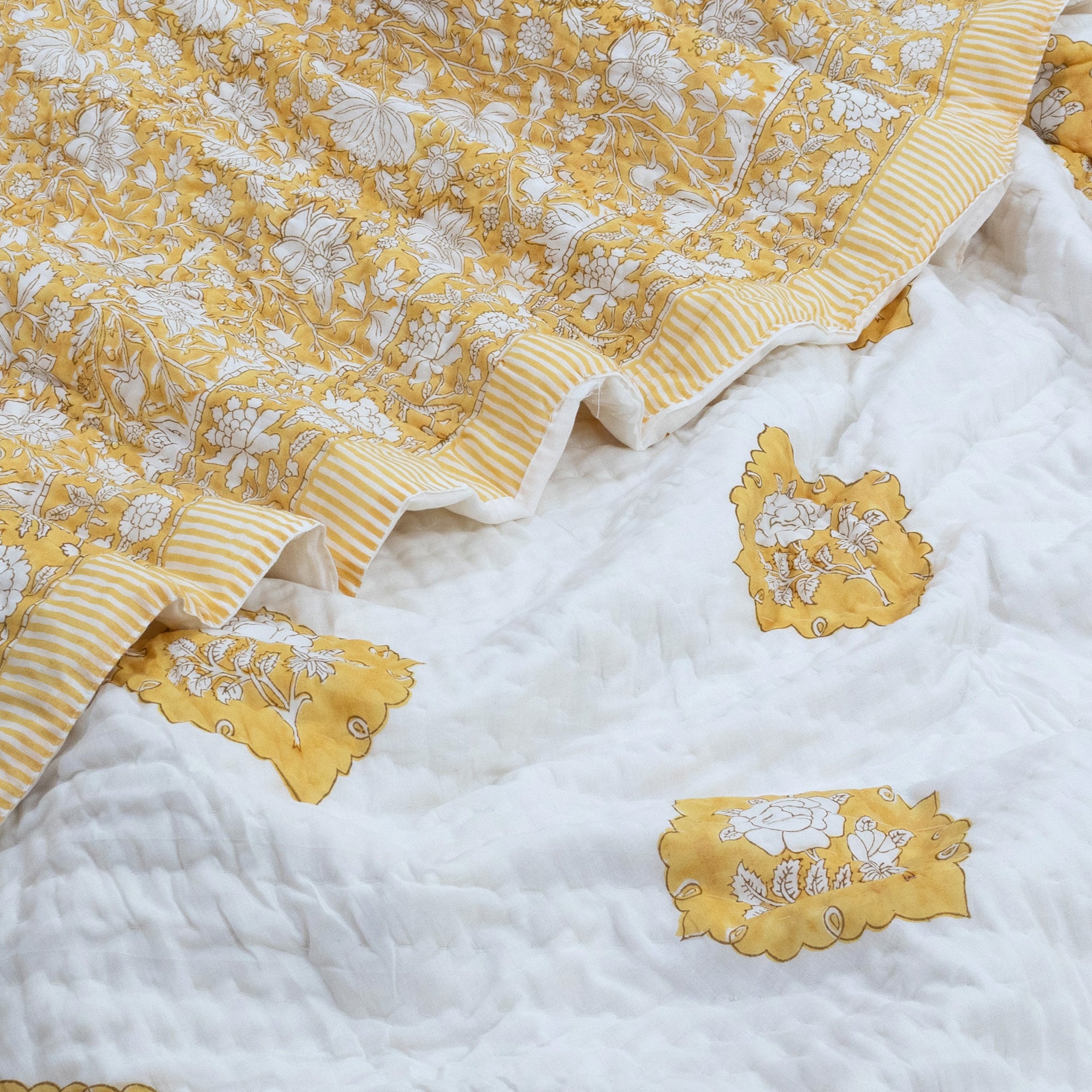 Yellow Kalamkari| Comforter Bedding Set | Premium Bedsheet , Pillow Covers, Quilt / Razai