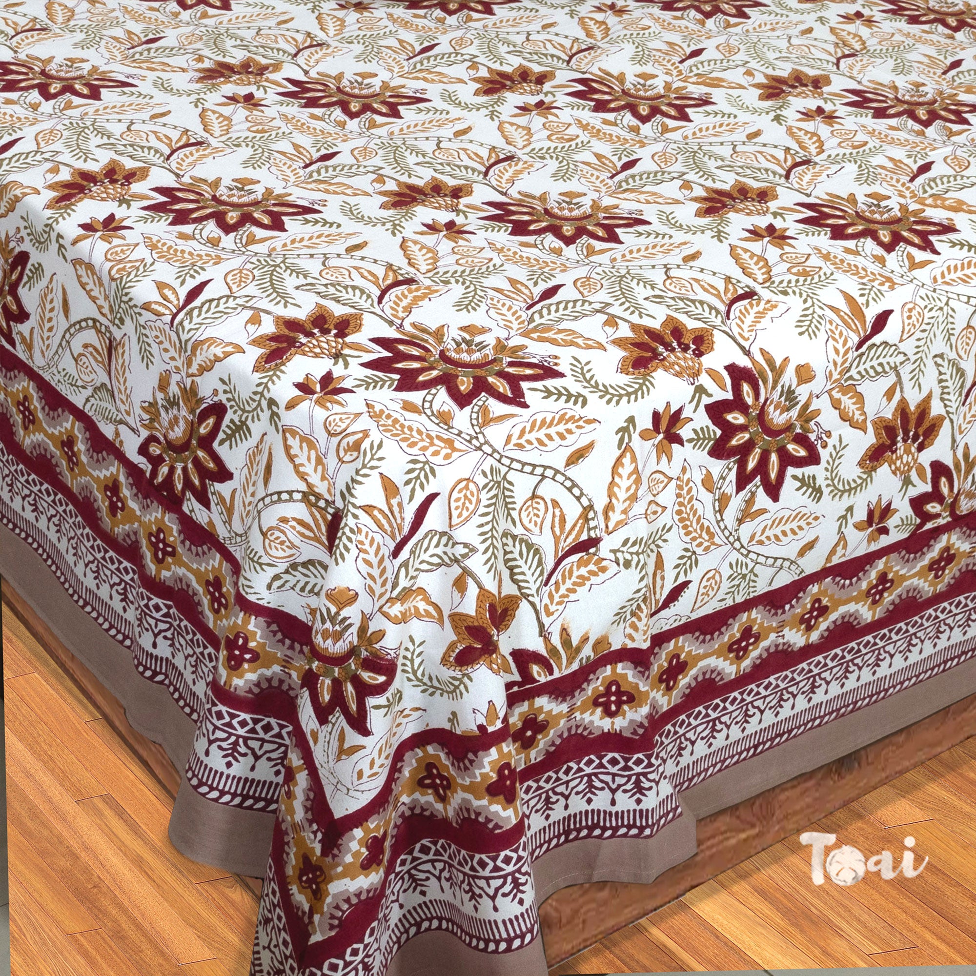 Rust Maroon florals on White | King Queen