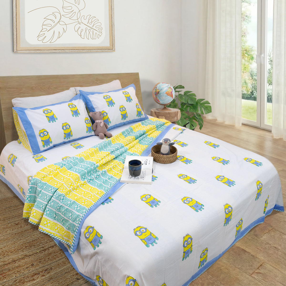 Minions| All- Season Bedding Set | Premium Bedsheet , Pillow Covers, Dohar