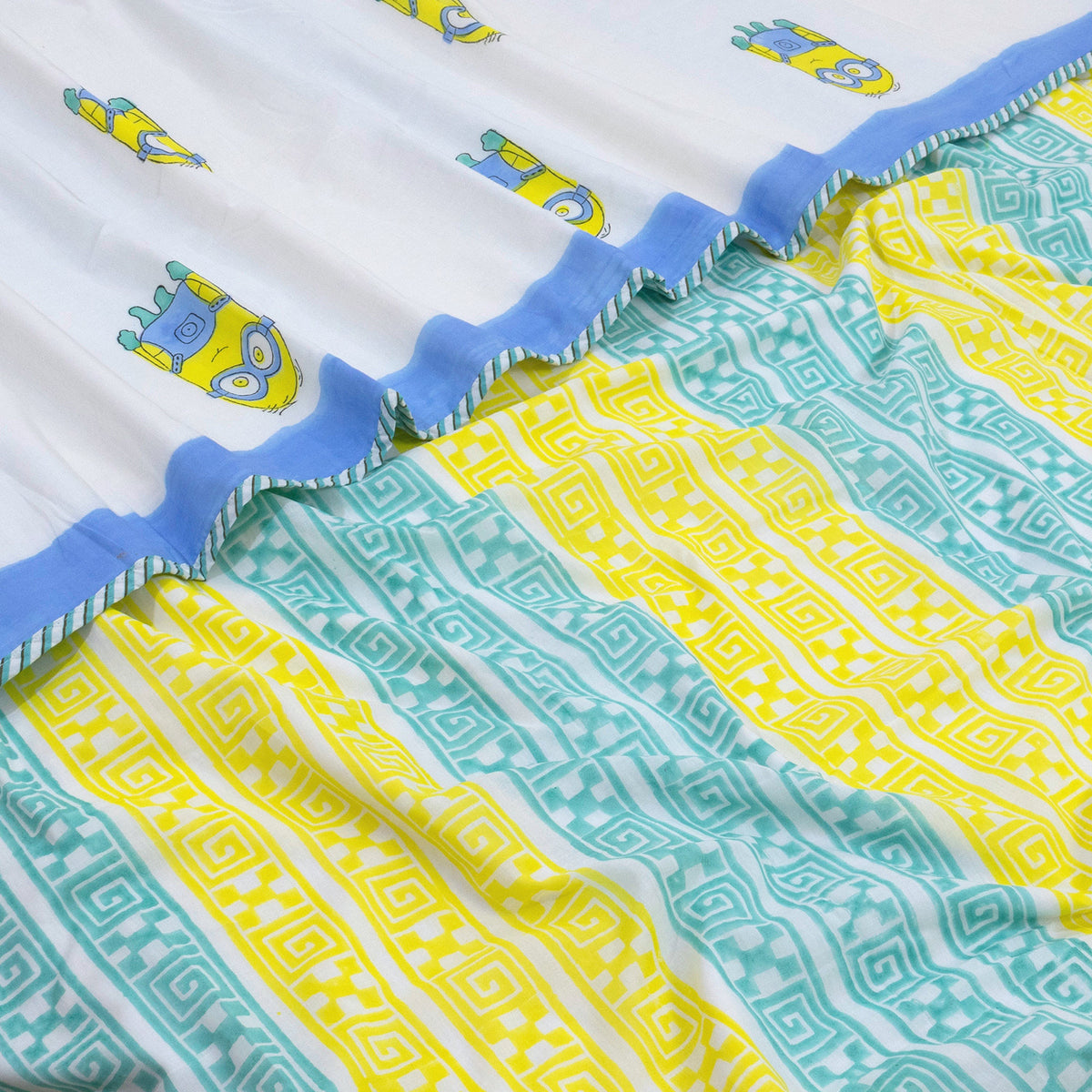 Minions| Dohar | Summer Blanket
