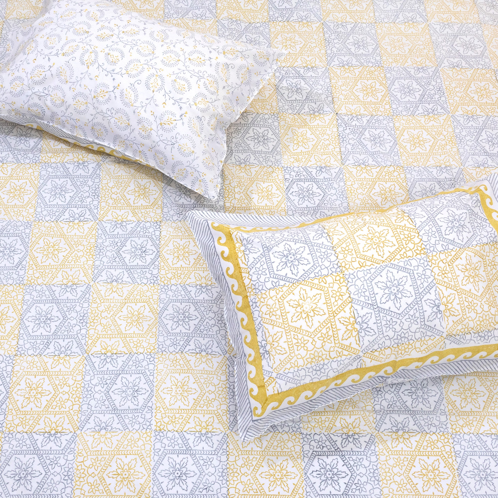 Yellow Grey Pattern| Premium Bedsheet