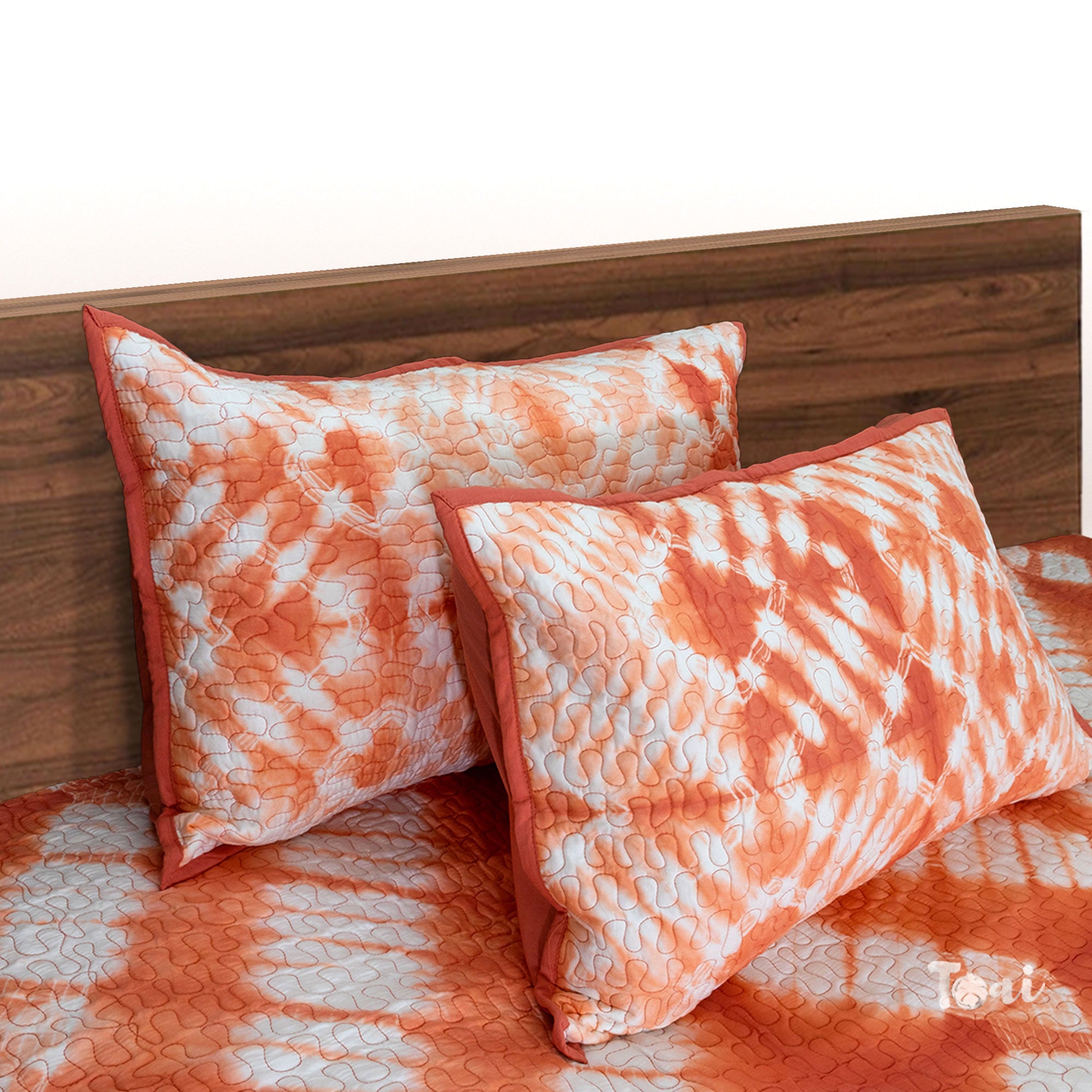 Peach Diamonds| Quilted Bed cover |Shibori, Tie-&-Die|Double Bed- Queen Size| Premium Mulmul Cotton| Organic Cotton Sheet Filling |Complementing pillow covers