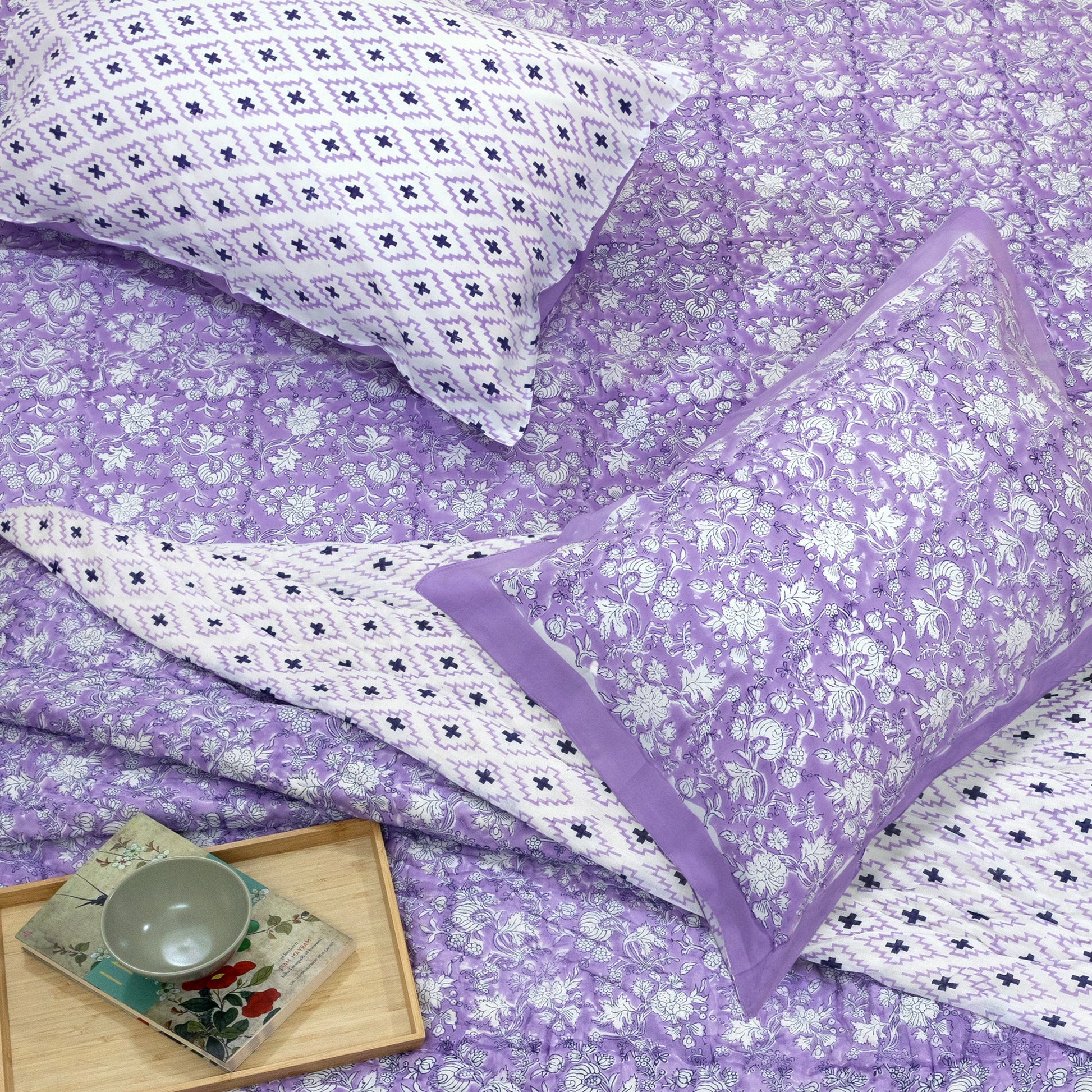 Lavender Kalamkari - Winter Bedsheet with Pillows 