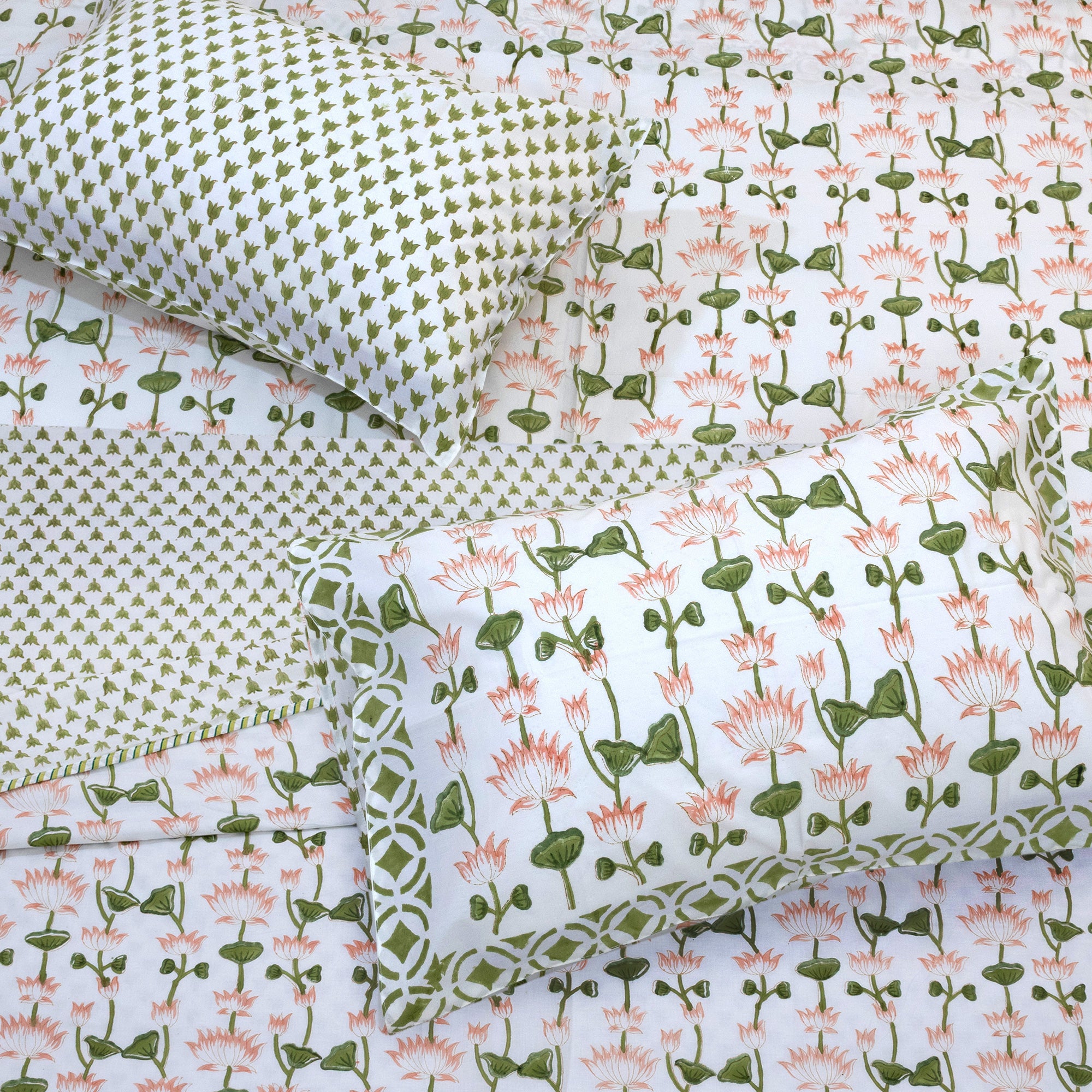 Lotus Vines -All season Bedsheet with Pillows 