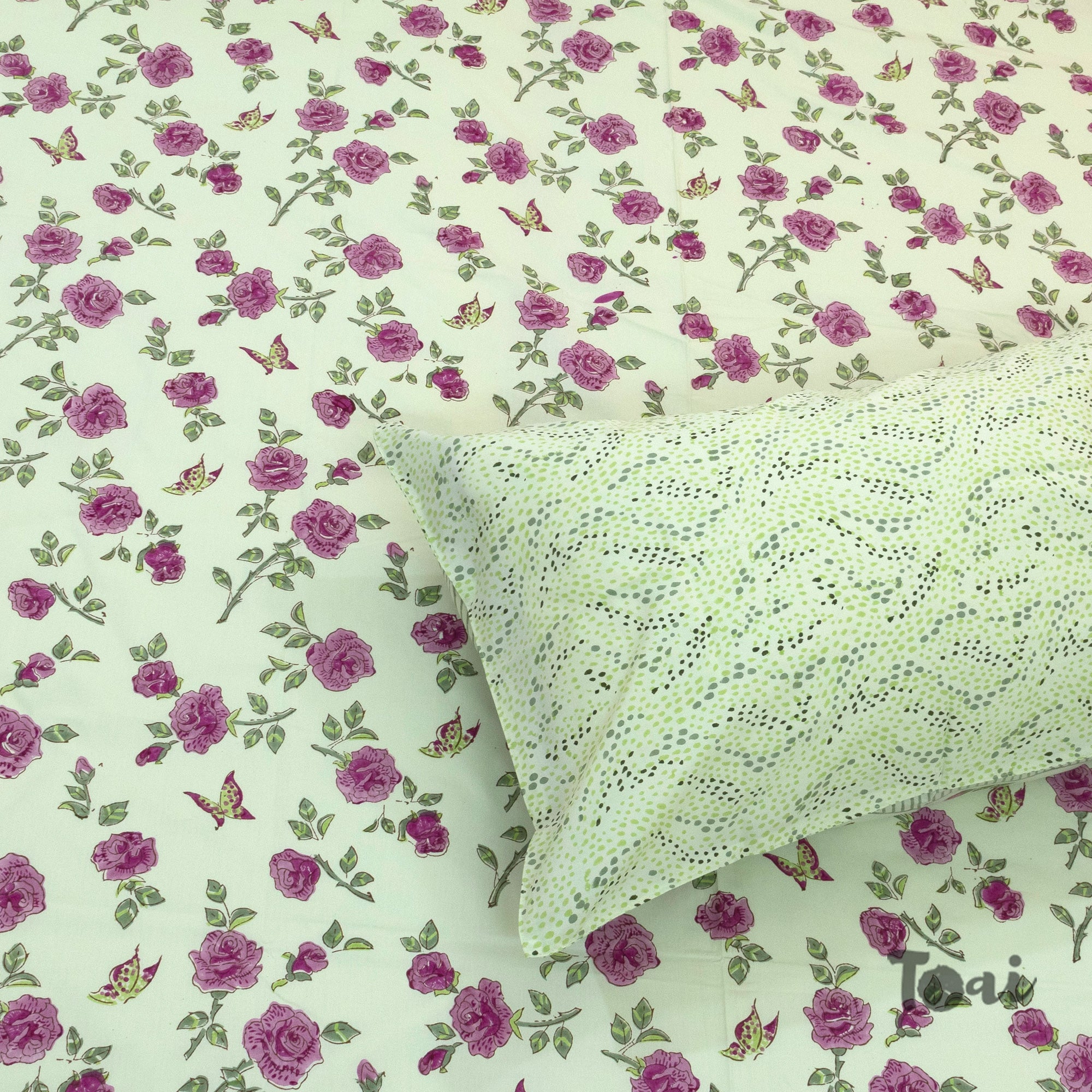 Rose Meadow | Premium Bedsheet