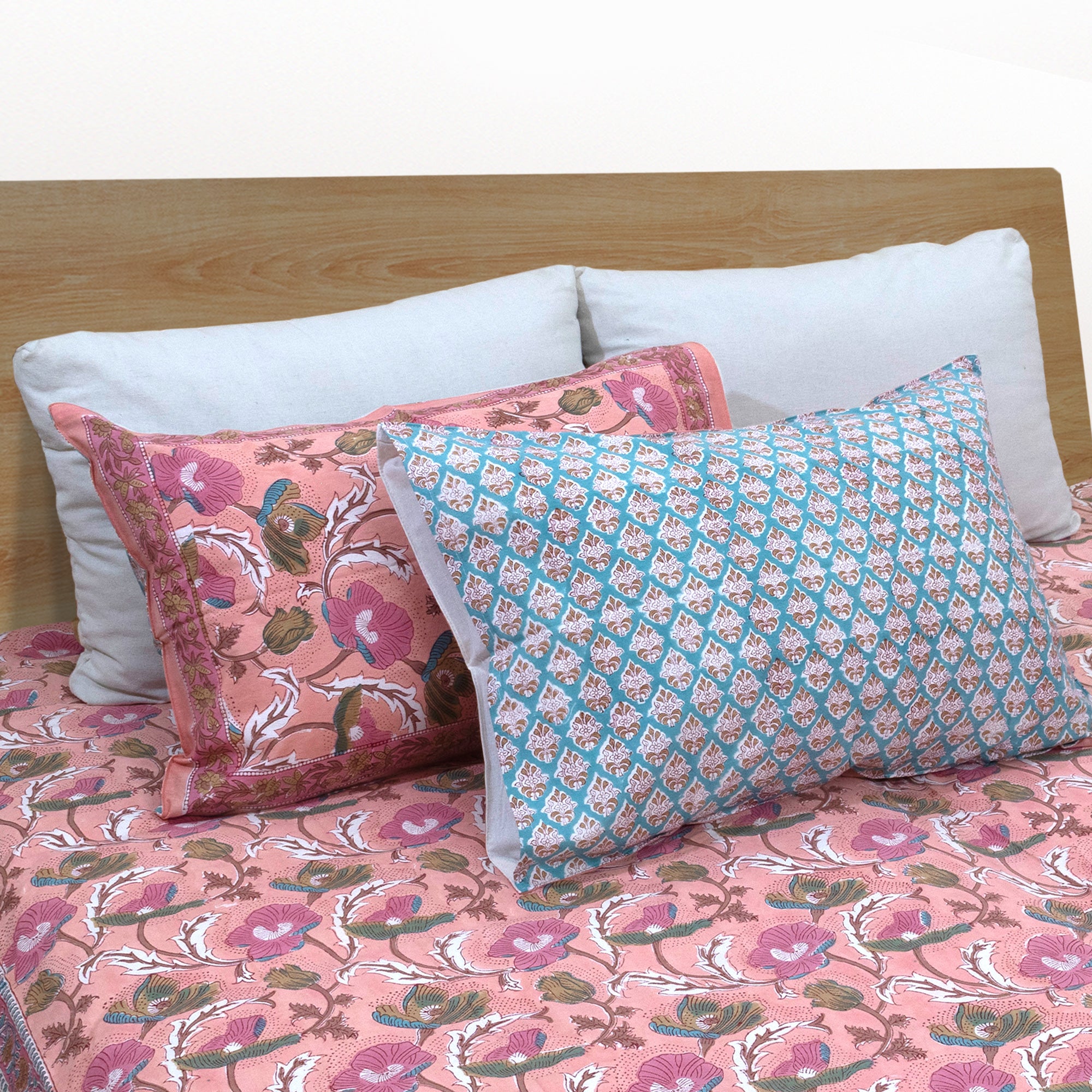 French Poppies| Fine Quality Bedsheet