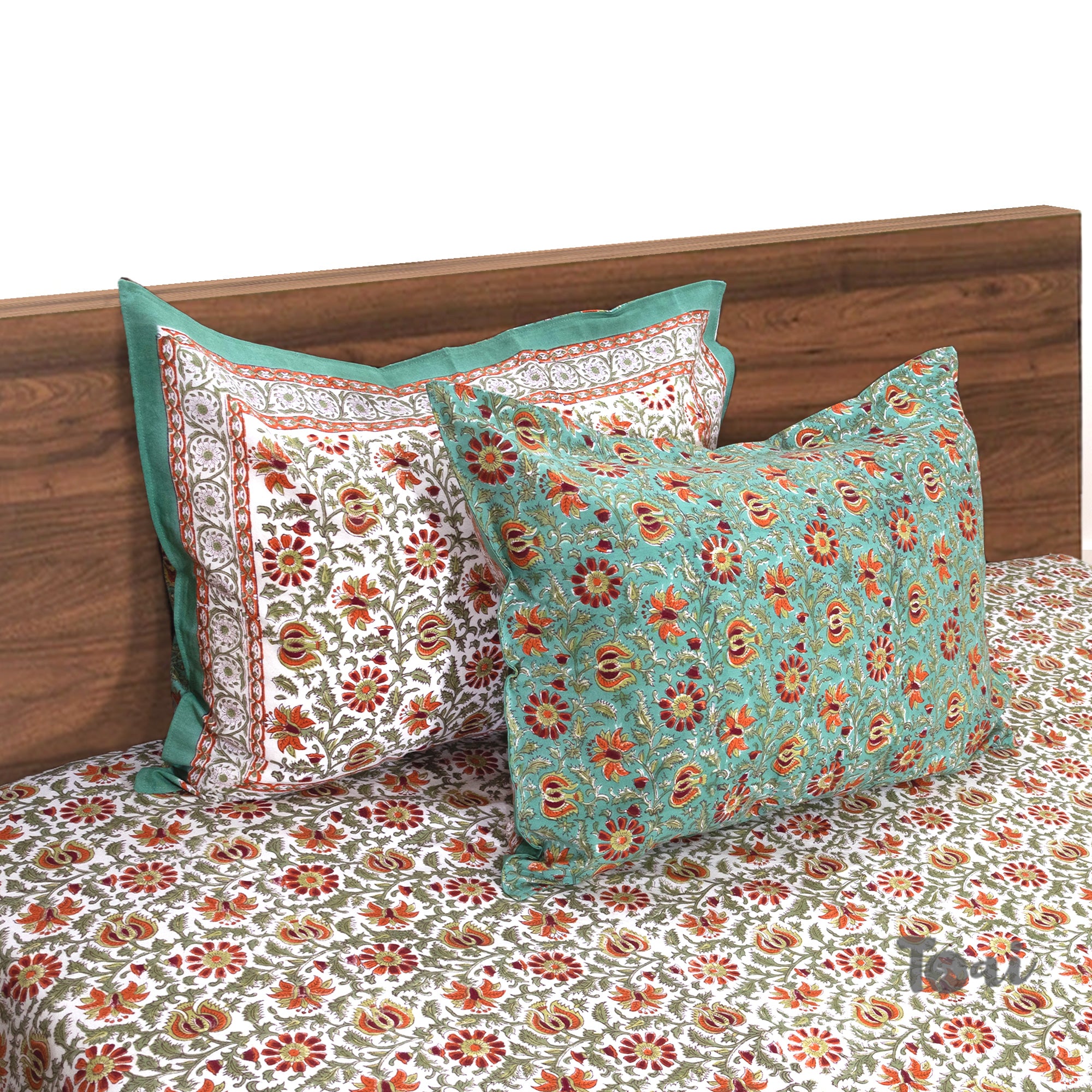 Small Green Flowers  | Fine Quality Bedsheet