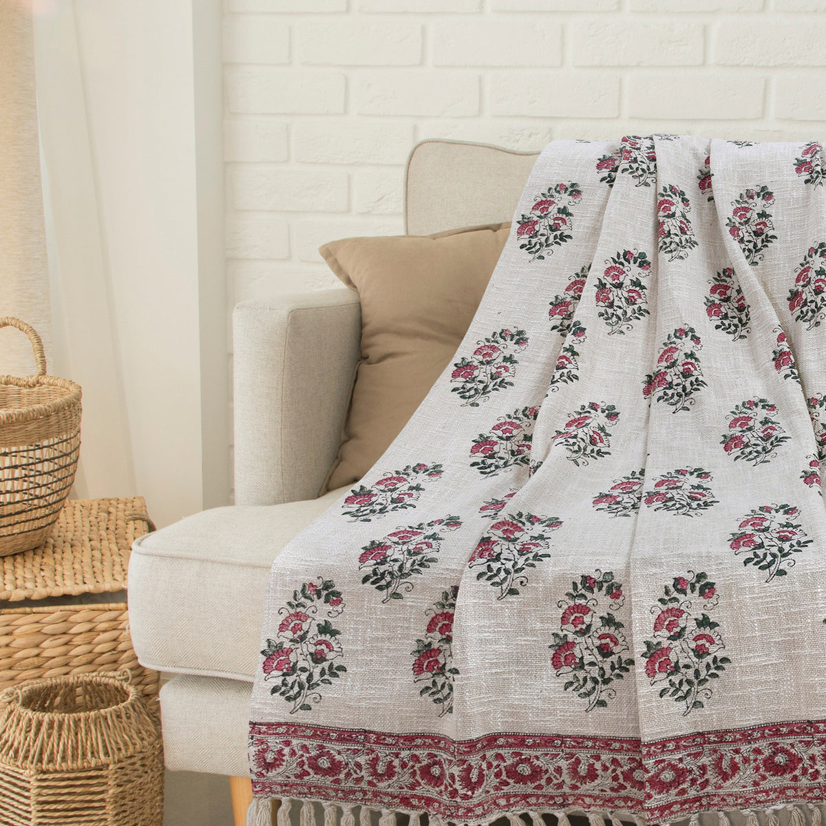Floral Motives  | MultiColor Florals | Woven Sofa Throw