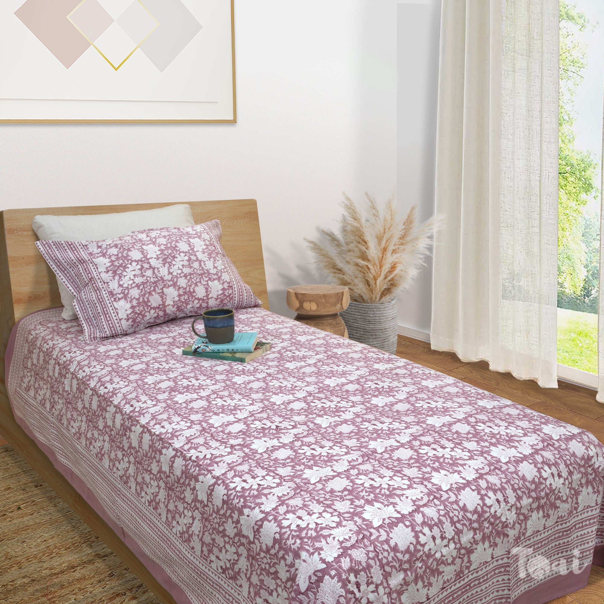 Vintage Pink| All- Season Bedding Set | Premium Bedsheet , Pillow Covers, Dohar