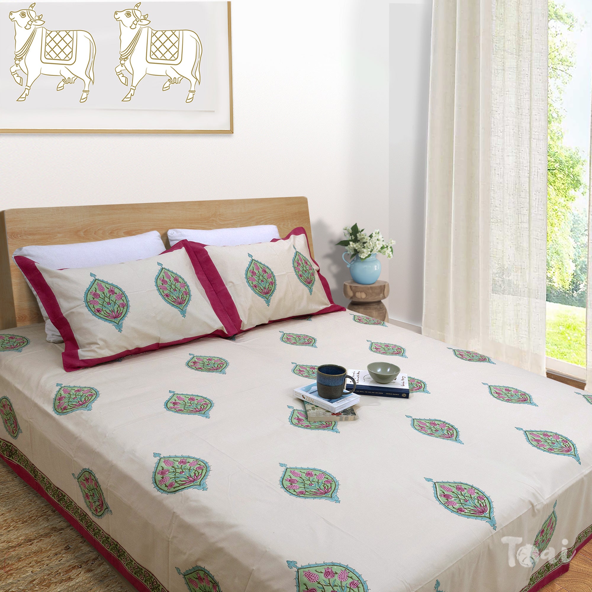 Pink Blue Paan on Beige | Premium Bedsheet