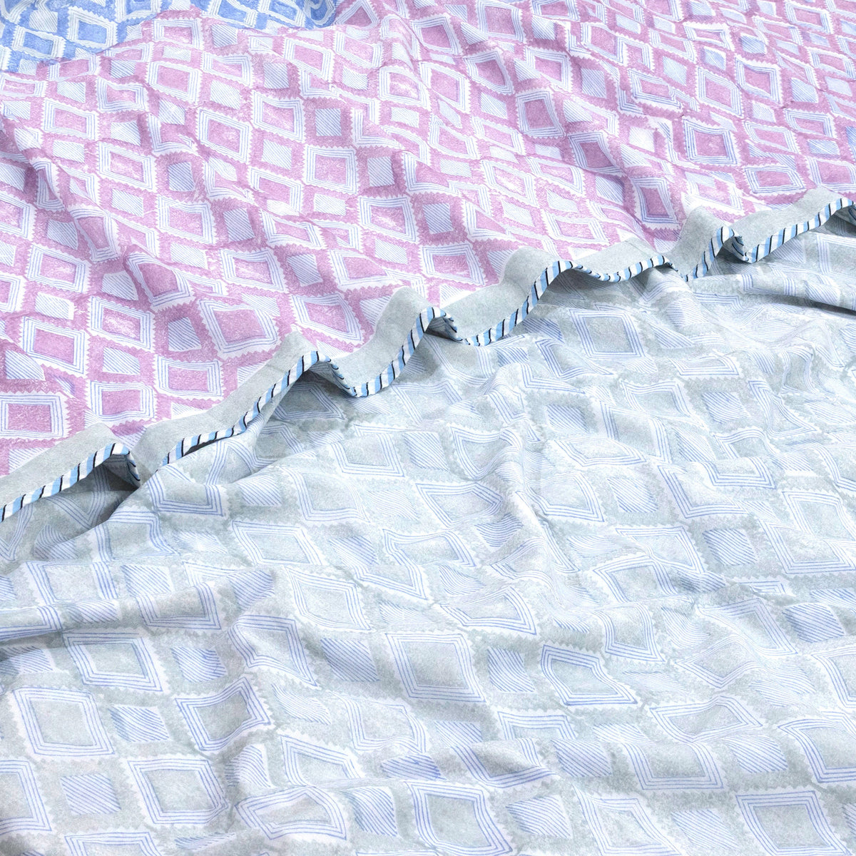 Vintage Lines Checks (Blue, Pink) | Dohar | Summer Blanket