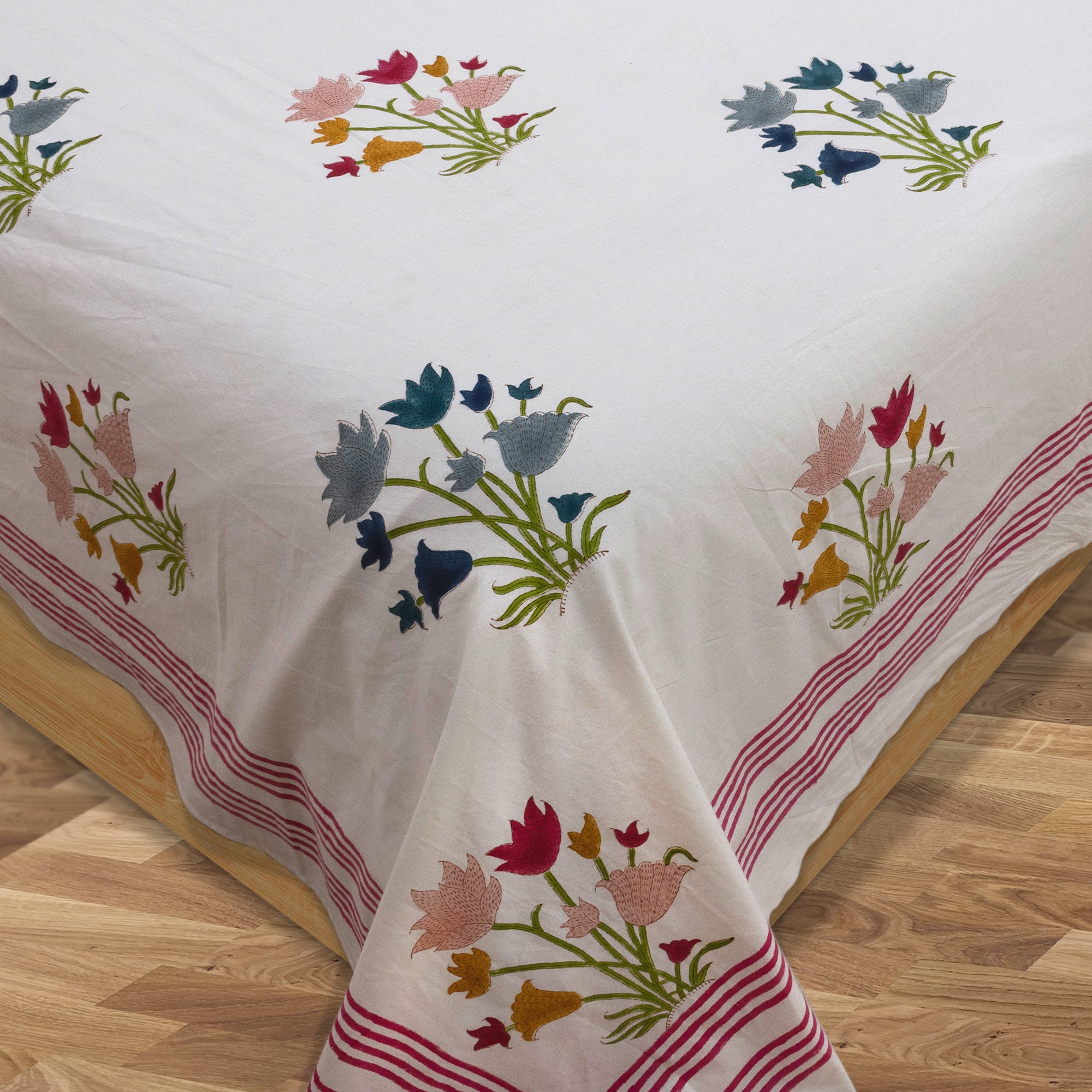 Flower Bunch on White | Fine Quality Bedsheet
