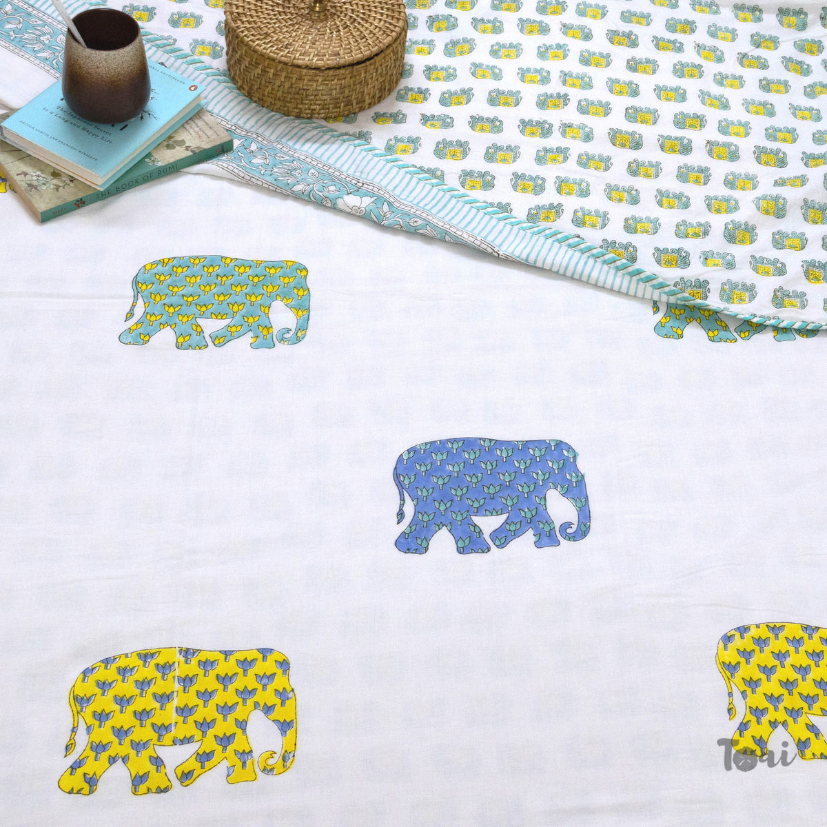 Elephant White Blue Green Yellow | Dohar | Summer Blanket