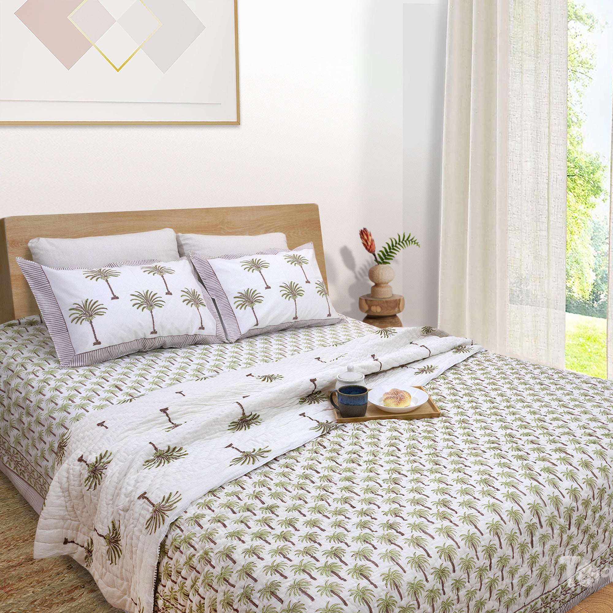 Palm Tree| Comforter Bedding Set | Premium Bedsheet , Pillow Covers, Quilt / Razai