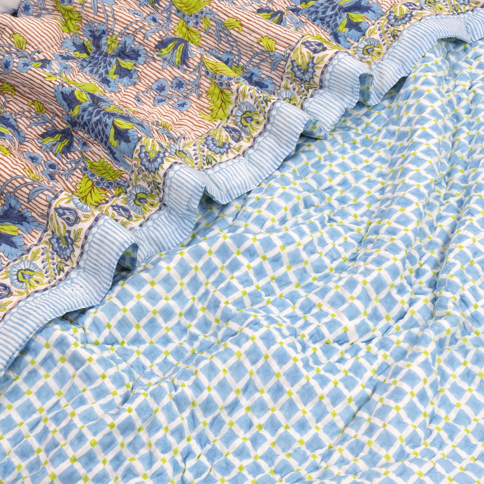 Large Night flowers  | Quilts | Razai | Comforter