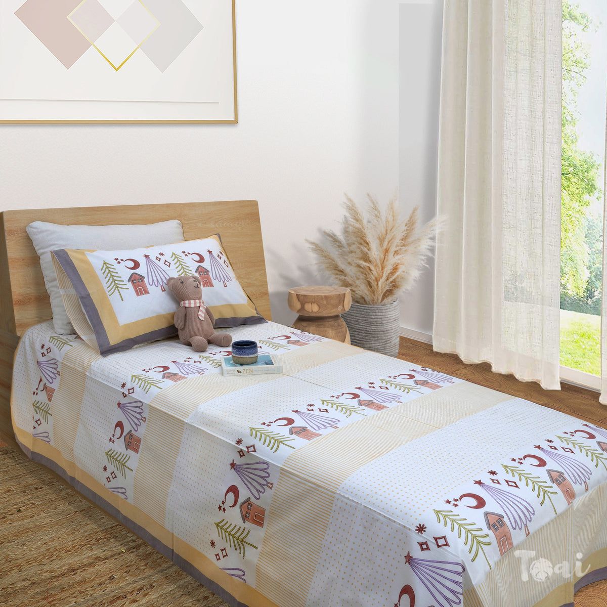 Yellow Polka |Comforter Bedding Set | Premium Bedsheet , Pillow Covers, Quilt / Razai