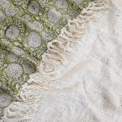 Florals on Light Green | Cotton Yarn Sofa Throw