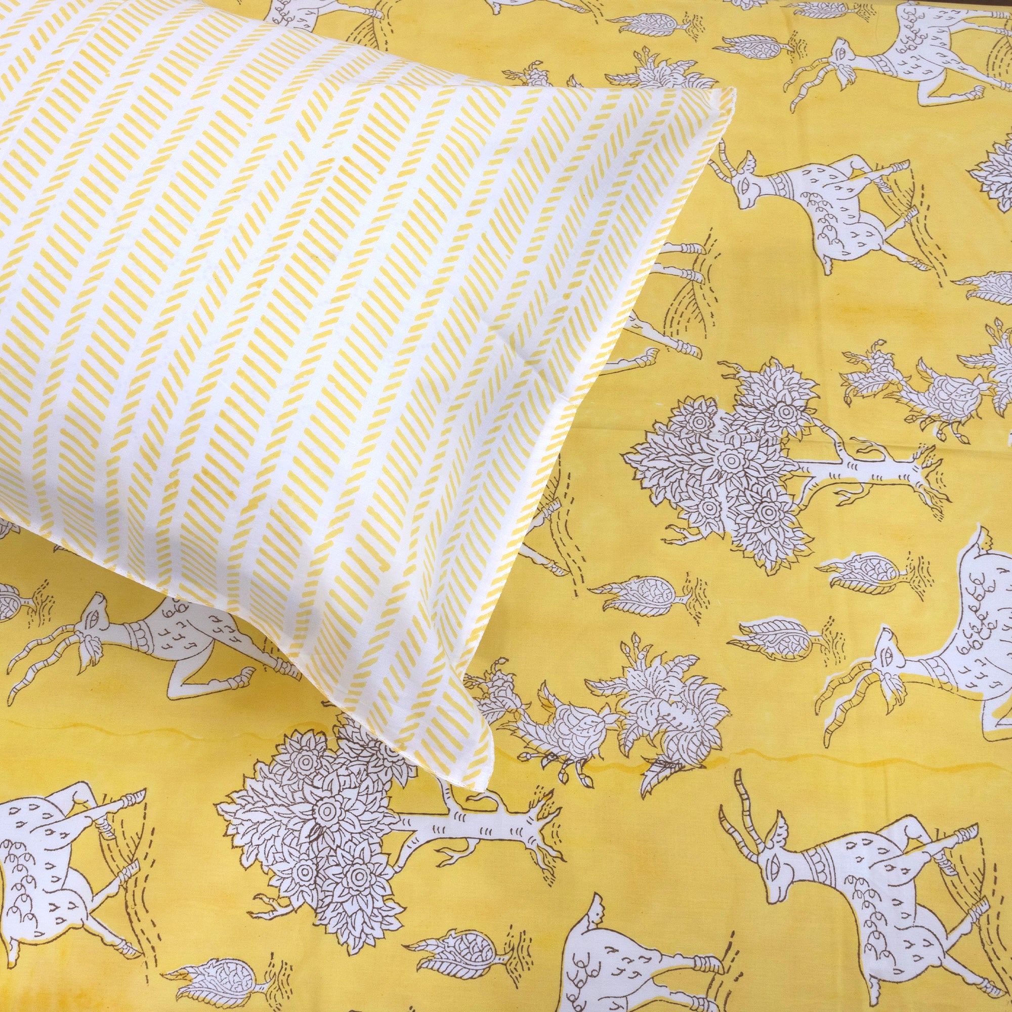 Yellow Deer Kalamkari | Premium Bedsheet