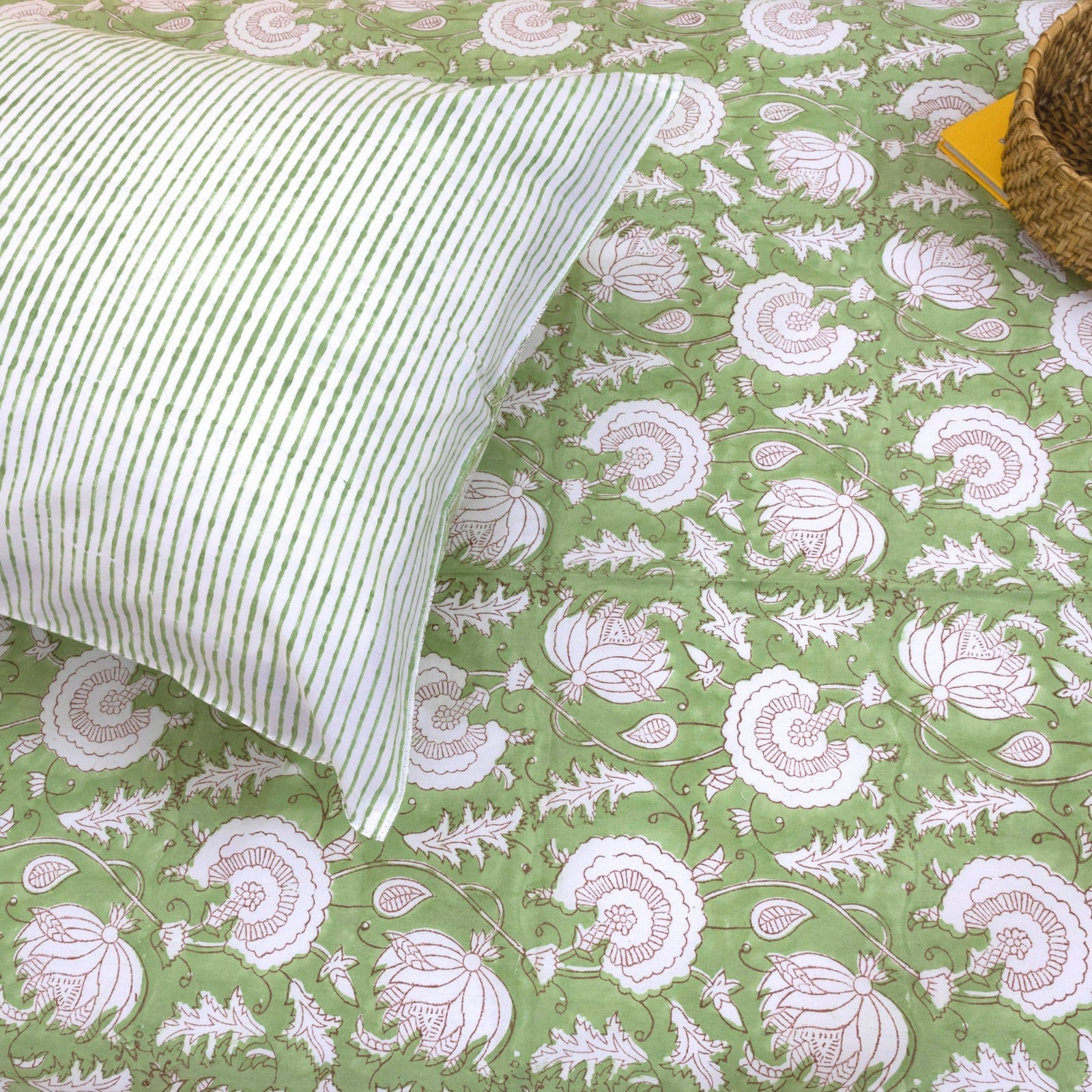 Green Kalamkari  - Single bed bedsheet with pillow covers