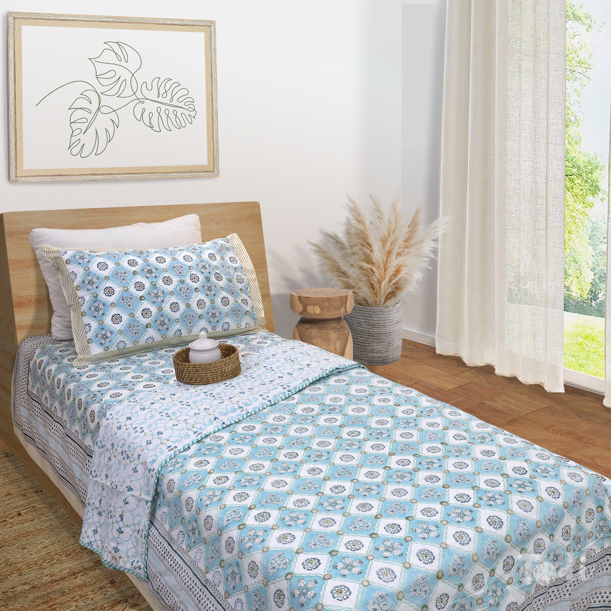 Small Blue Jaal | All- Season Bedding Set | Premium Bedsheet , Pillow Covers, Dohar