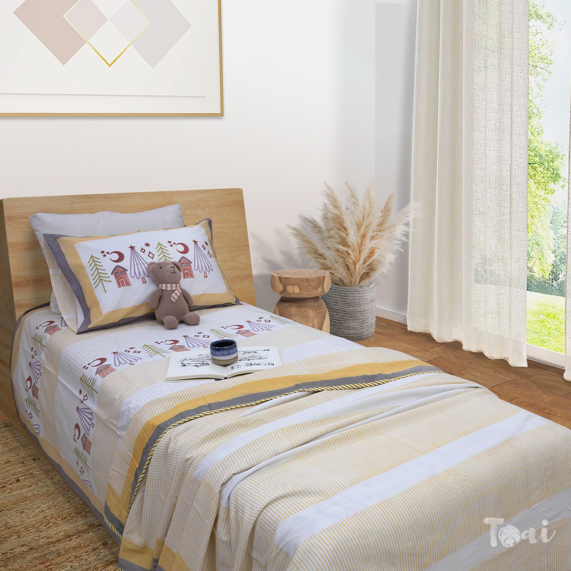 Yellow Polka |All- Season Bedding Set | Premium Bedsheet , Pillow Covers, Dohar