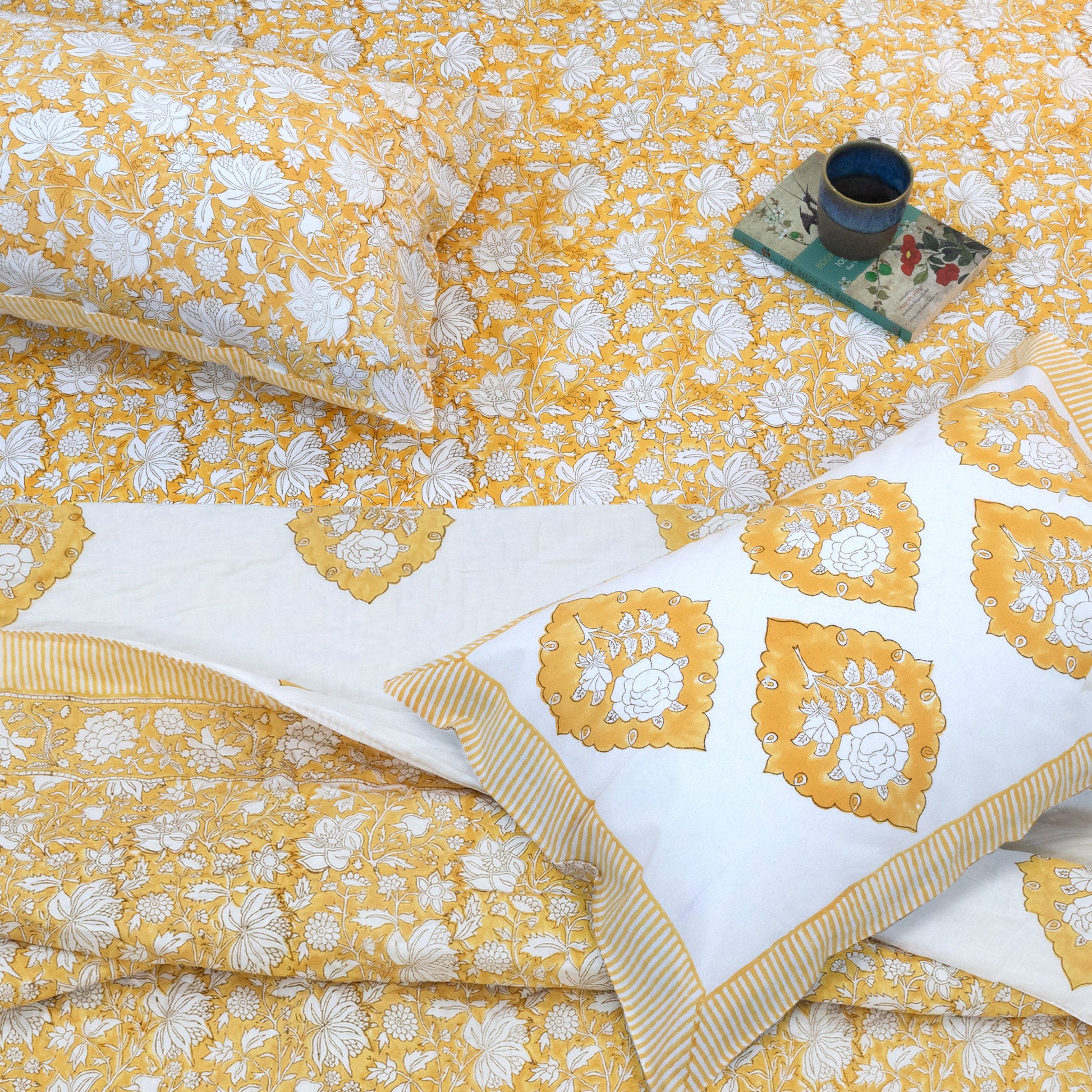 Yellow Kalamkari - Winter Bedsheet with Pillows 