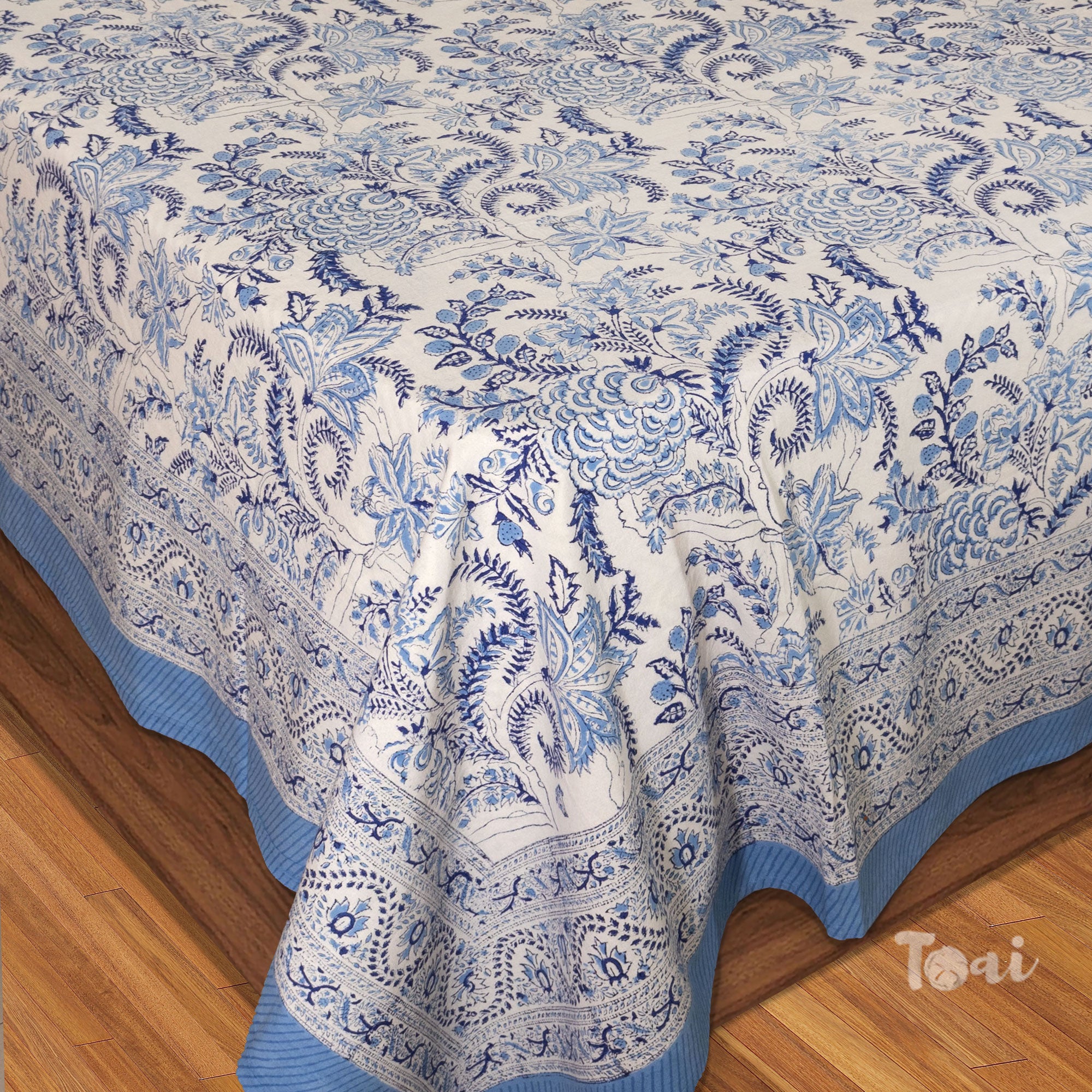 Fresh Blue And White |hand block printed bedsheet| Double bed ,Queen size | 210 TC Pure Cotton| Complementing pillow covers